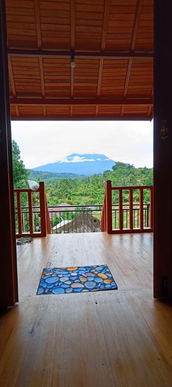 Giri Swari Homestay Sidemen  Bagian luar foto